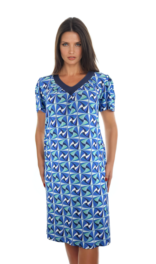 Дамска  рокля с къс ръкав остро деколте - Decade.shop