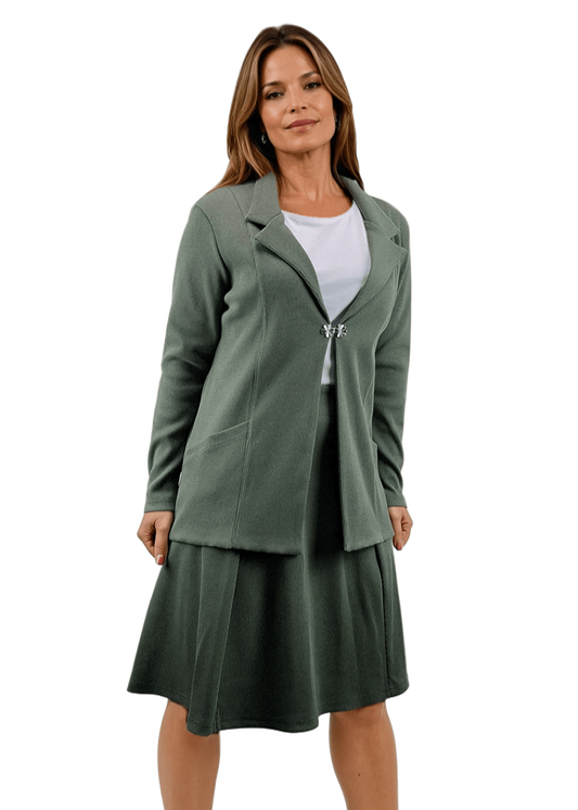 Damenblazer – Jacke mit einem Knopf und zwei Taschen